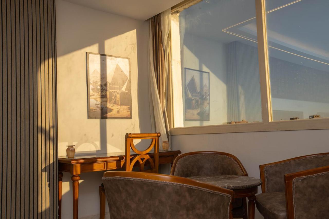 The Muse Pyramids Hotel Il Il Cairo Esterno foto