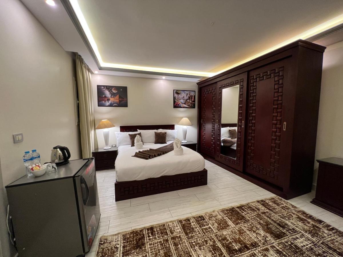 The Muse Pyramids Hotel Il Il Cairo Esterno foto